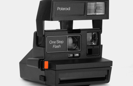 מצלמת פולרואיד One Step Flash שחורה