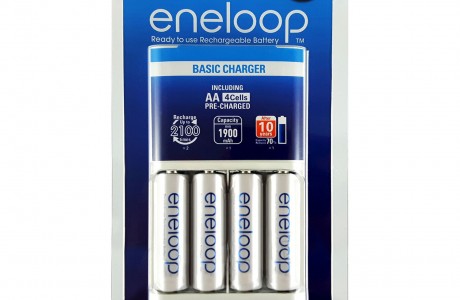 Panasonic Eneloop Charger + AA batteries
